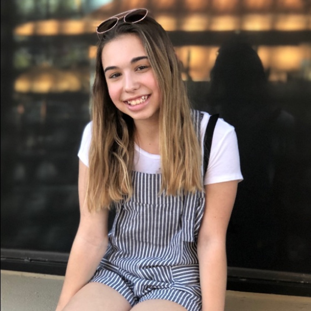 Meet your Posher, Addi